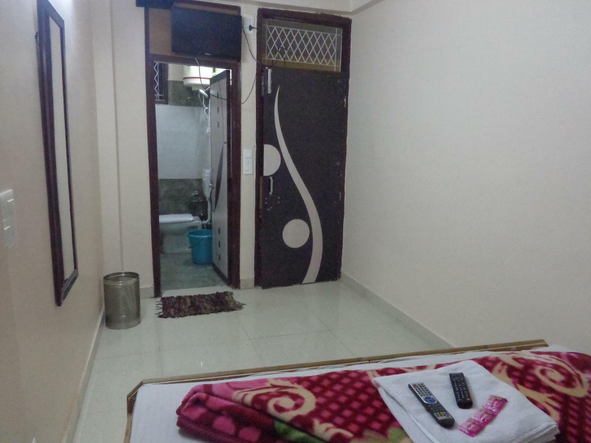 Delhi Inn,Walk In Nizamuddin Railway Station Yeni Delhi Dış mekan fotoğraf