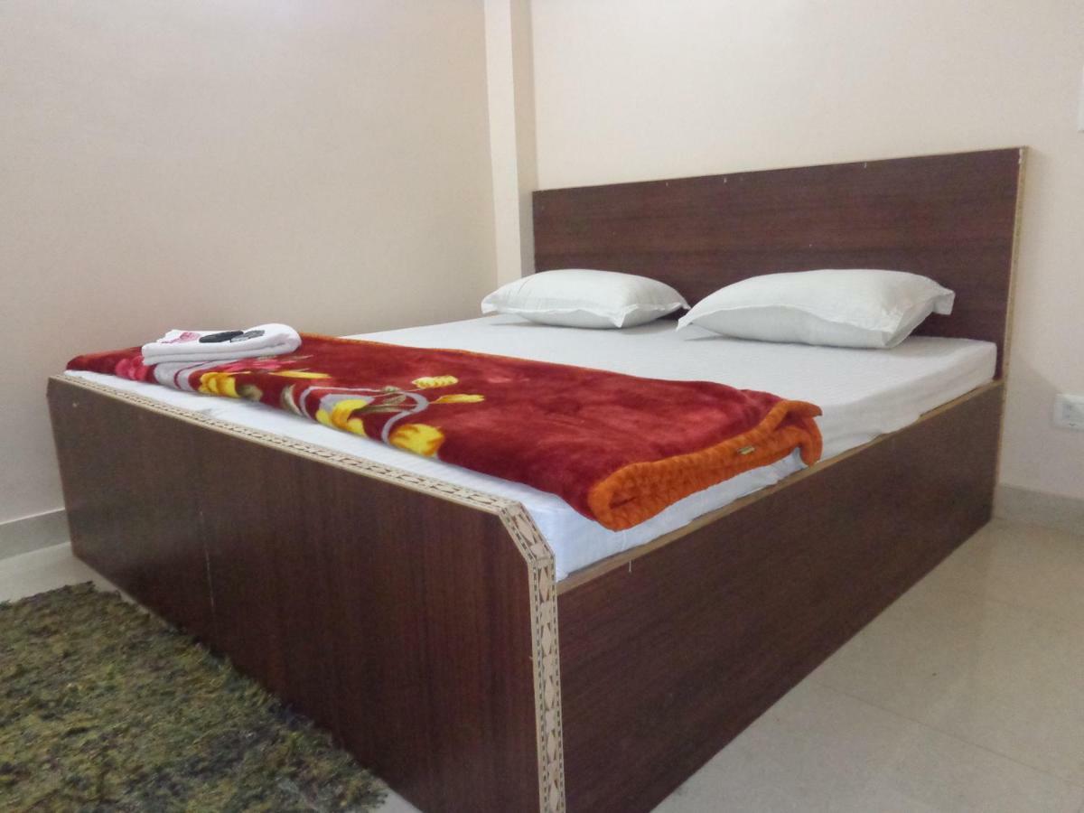 Delhi Inn,Walk In Nizamuddin Railway Station Yeni Delhi Dış mekan fotoğraf